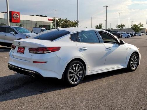2020 Kia Optima EX