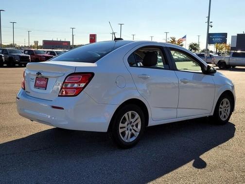 2017 Chevrolet Sonic LS