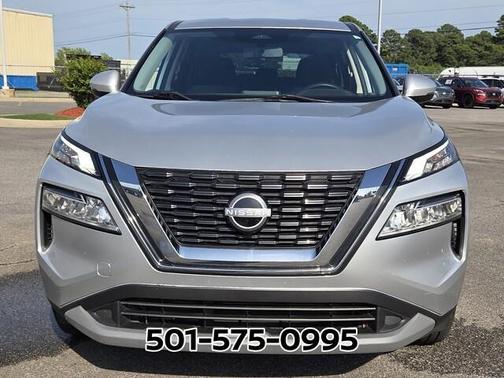 Brilliant Silver Metallic 2023 Nissan Rogue SV