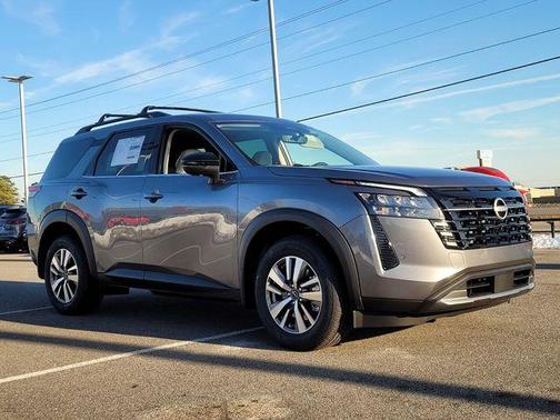 Gun Metallic 2026 Nissan Pathfinder SL