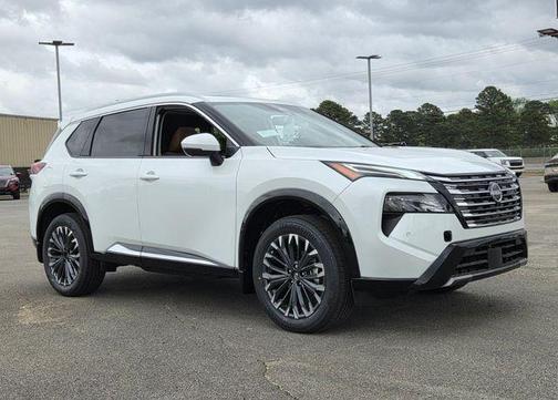 Everest White P 2026 Nissan Rogue Platinum