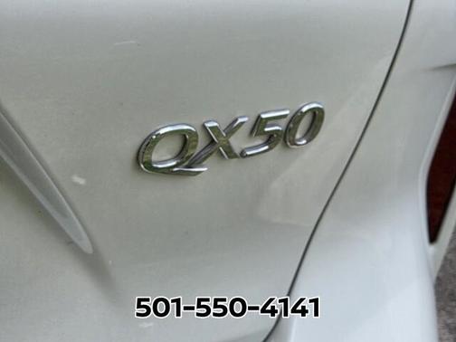 Radiant White 2025 INFINITI QX50 Luxe