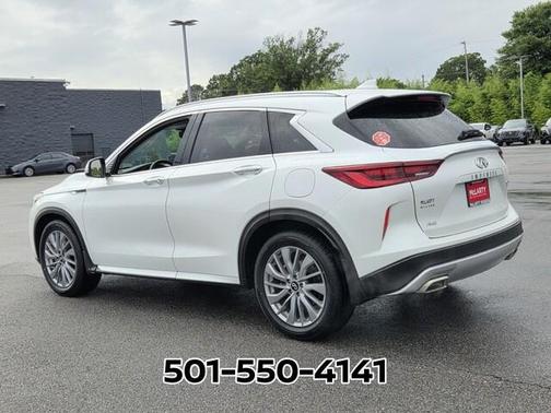 Radiant White 2025 INFINITI QX50 Luxe