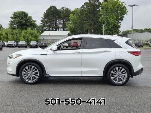 Radiant White 2025 INFINITI QX50 Luxe