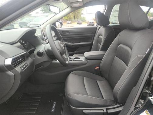 2025 Nissan Altima S