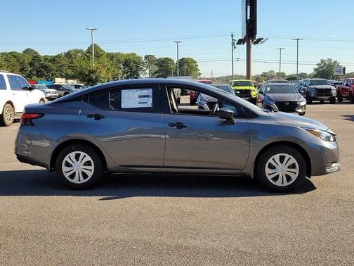 2025 Nissan Versa S