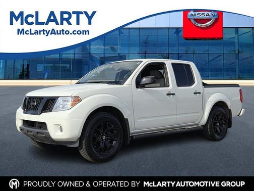 Glacier White 2021 Nissan Frontier SV