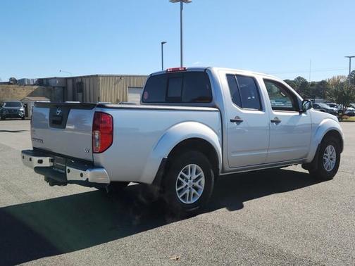 2021 Nissan Frontier SV