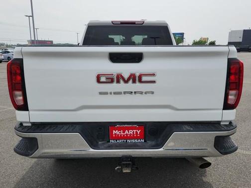 2024 GMC Sierra 2500 Pro