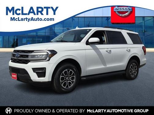 Oxford White 2024 Ford Expedition XLT