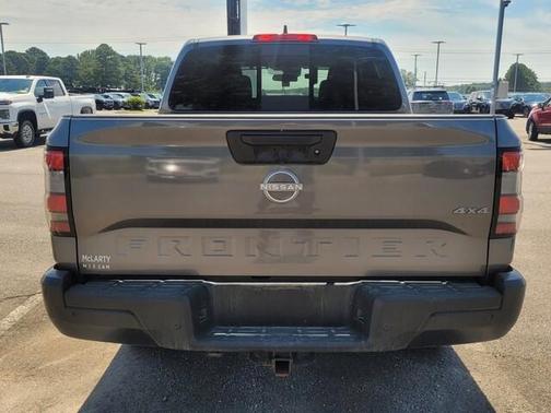 2025 Nissan Frontier S