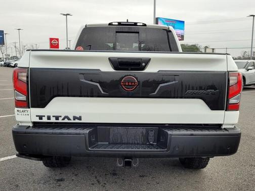 2024 Nissan Titan PRO-4X
