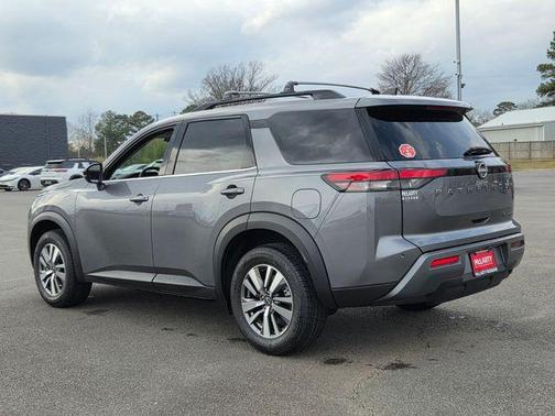 Gun Metallic 2026 Nissan Pathfinder SL