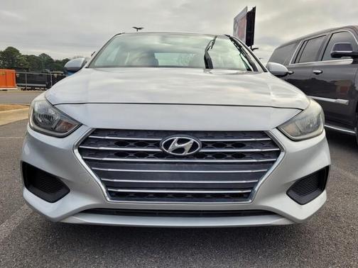 2019 Hyundai Accent SE