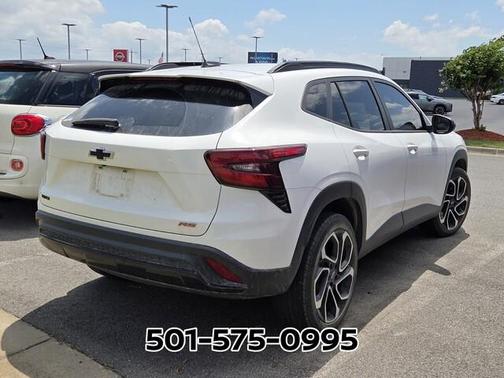 Summit White 2024 Chevrolet Trax 2RS
