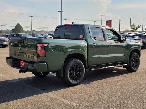Green 2026 Nissan Frontier SV