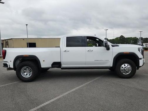 2024 GMC Sierra 3500 Denali Ultimate