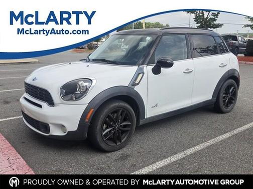 Light White 2014 MINI Countryman Cooper S ALL4