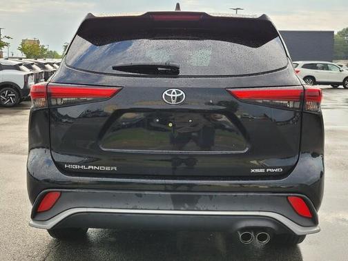 2023 Toyota Highlander XSE