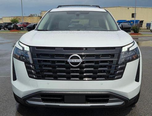 Everest White P 2026 Nissan Pathfinder SL