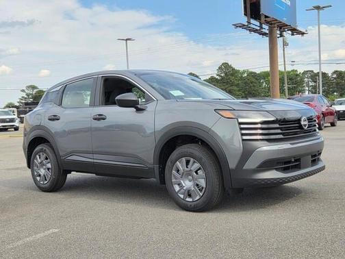 Gun Metallic 2026 Nissan Kicks S