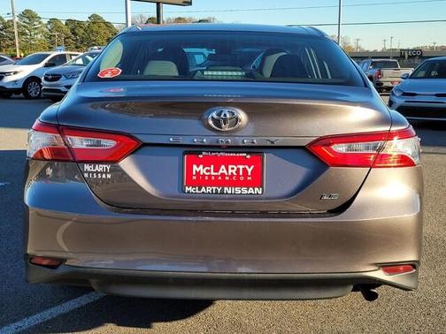 2018 Toyota Camry LE