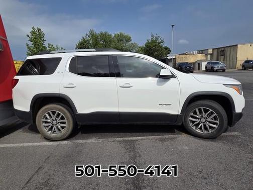 Summit White 2018 GMC Acadia SLE-2