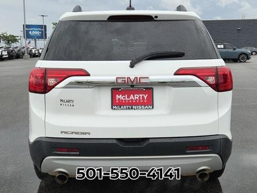 Summit White 2018 GMC Acadia SLE-2