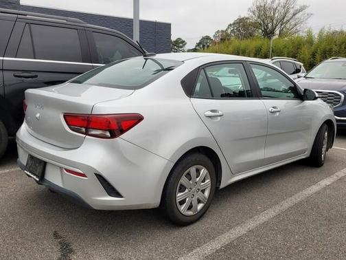 2022 Kia Rio LX