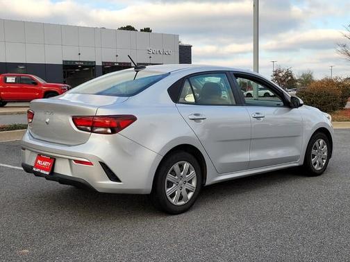 2022 Kia Rio LX