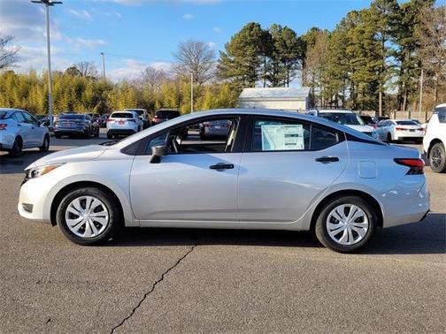 2025 Nissan Versa S