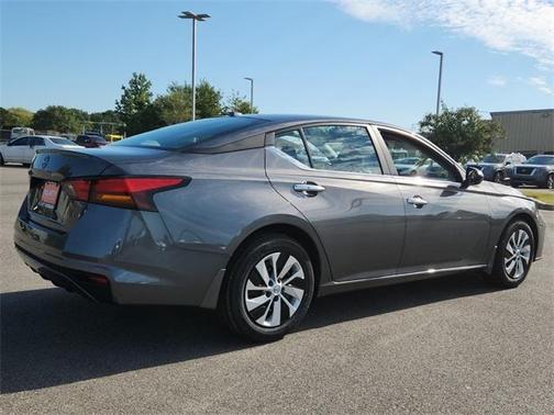 2025 Nissan Altima S