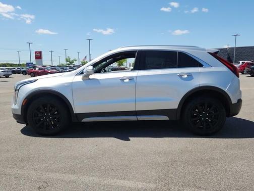 2021 Cadillac XT4 Premium Luxury