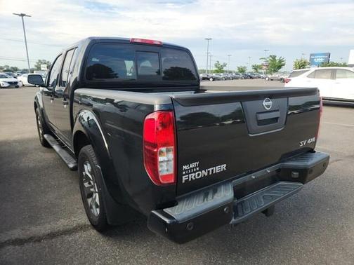 2021 Nissan Frontier SV