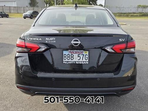 Black 2023 Nissan Versa 1.6 SV