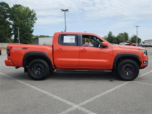2025 Nissan Frontier PRO-4X