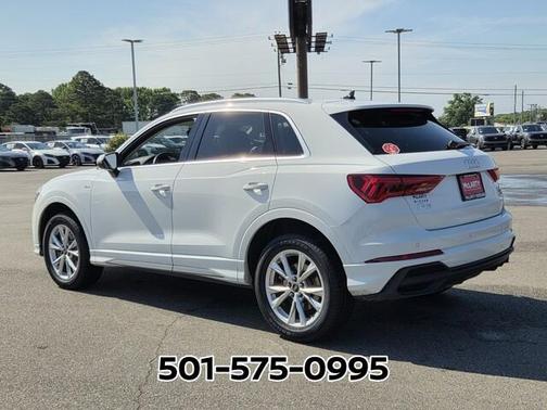 Glacier White Metallic 2024 Audi Q3 45 S line Premium