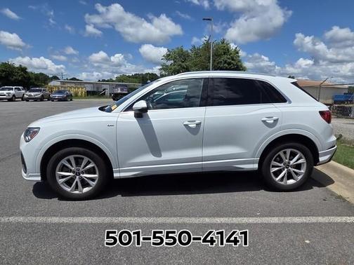 Glacier White Metallic 2024 Audi Q3 45 S line Premium
