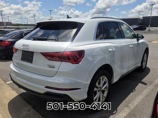 Glacier White Metallic 2024 Audi Q3 45 S line Premium
