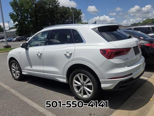 Glacier White Metallic 2024 Audi Q3 45 S line Premium