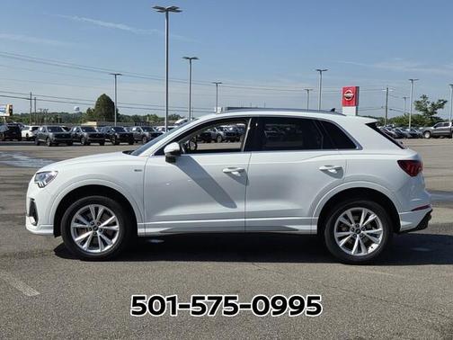 Glacier White Metallic 2024 Audi Q3 45 S line Premium