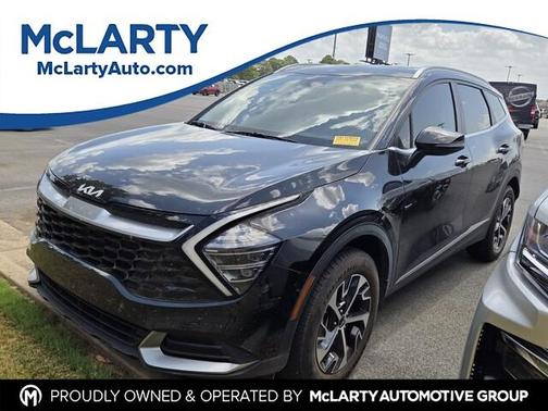 Ebony Black 2024 Kia Sportage EX
