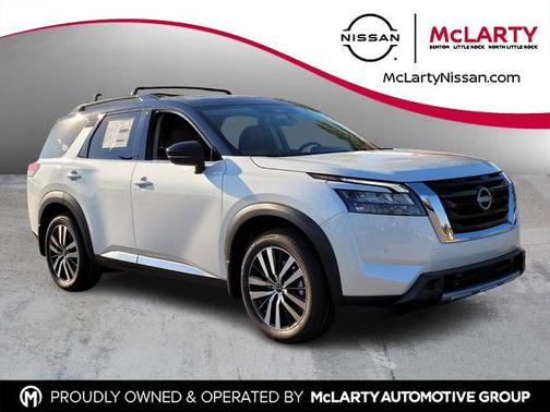 2025 Nissan Pathfinder Platinum