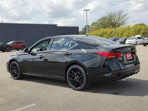 Black 2026 Nissan Altima 2.5 SR
