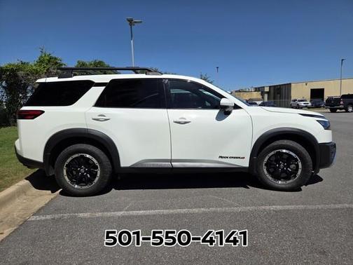 Glacier White 2024 Nissan Pathfinder Rock Creek