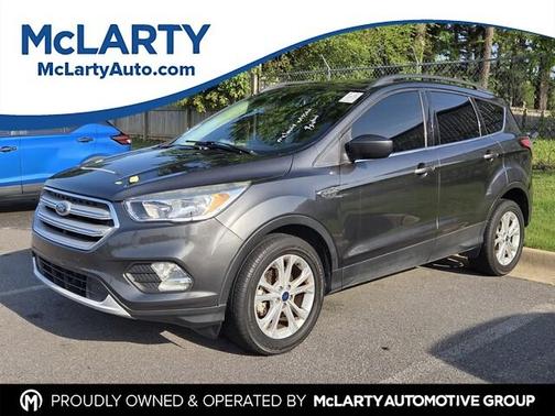 Magnetic 2018 Ford Escape SE