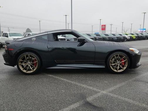 2026 Nissan Z performance