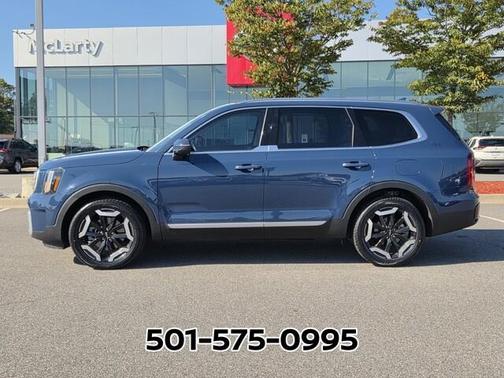 Midnight Black 2024 Kia Telluride S