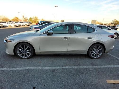 2024 Mazda Mazda3 FWD w/Preferred Package