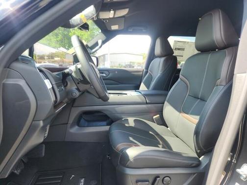 2025 Nissan Armada SL